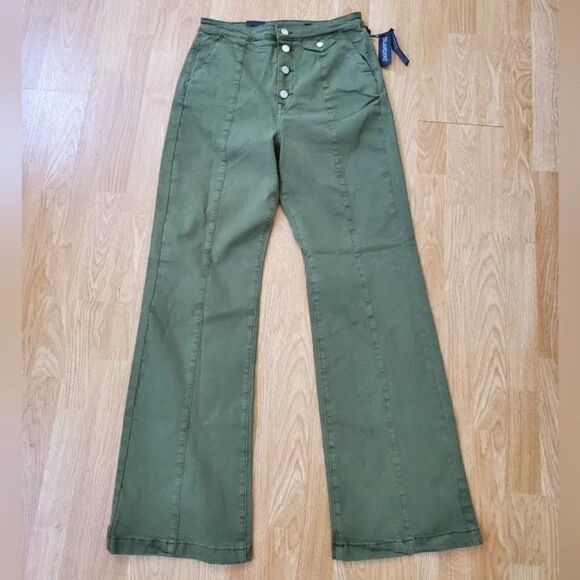 Blank NYC | 'The Delancey' Wide Leg Flared Jeans - [size 30x34 in Green] - Picture 5 of 15